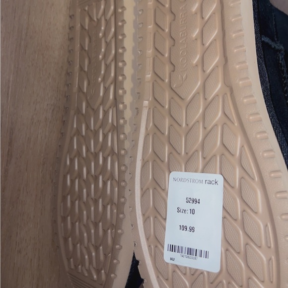 Koolaburra by UGG Victoria Women's Black Suede Boots with Pom Pom Accent NO BOX - Picture 5 of 6